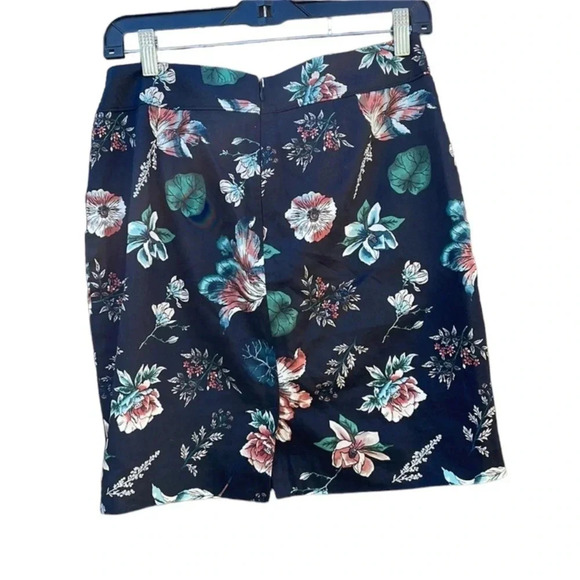 Loft size 6P mini pencil skirt - Picture 2 of 5